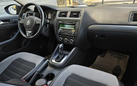 Volkswagen Jetta VI, 2012 год, 1 398 000 рублей, 18 фотография