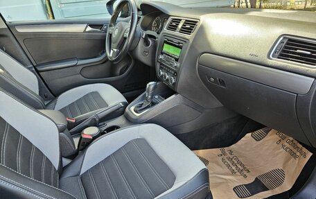 Volkswagen Jetta VI, 2012 год, 1 398 000 рублей, 20 фотография