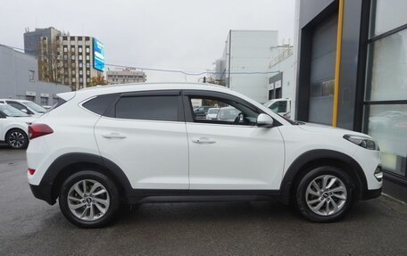 Hyundai Tucson III, 2018 год, 2 000 000 рублей, 4 фотография