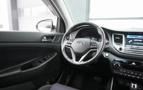 Hyundai Tucson III, 2018 год, 2 000 000 рублей, 13 фотография