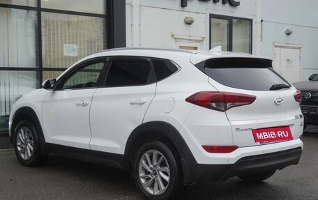 Hyundai Tucson III, 2018 год, 2 000 000 рублей, 7 фотография