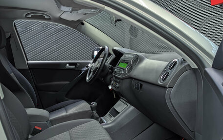 Volkswagen Tiguan I, 2012 год, 1 035 000 рублей, 24 фотография
