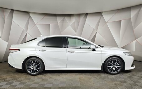 Toyota Camry, 2021 год, 2 830 000 рублей, 6 фотография