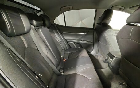 Toyota Camry, 2021 год, 2 830 000 рублей, 16 фотография