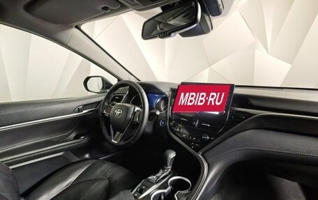 Toyota Camry, 2021 год, 2 830 000 рублей, 13 фотография