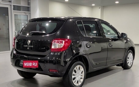 Renault Sandero II рестайлинг, 2017 год, 797 000 рублей, 6 фотография