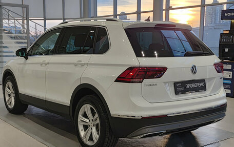 Volkswagen Tiguan II, 2019 год, 3 574 000 рублей, 8 фотография