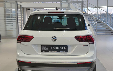 Volkswagen Tiguan II, 2019 год, 3 574 000 рублей, 7 фотография