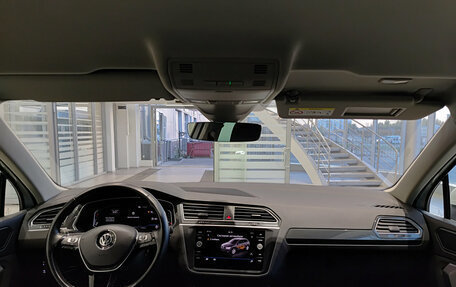 Volkswagen Tiguan II, 2019 год, 3 574 000 рублей, 17 фотография