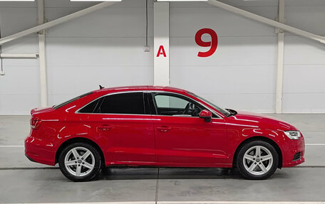 Audi A3, 2018 год, 1 970 000 рублей, 5 фотография