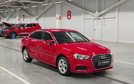 Audi A3, 2018 год, 1 970 000 рублей, 3 фотография