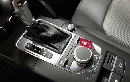 Audi A3, 2018 год, 1 970 000 рублей, 23 фотография