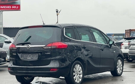 Opel Zafira C рестайлинг, 2014 год, 1 020 000 рублей, 5 фотография