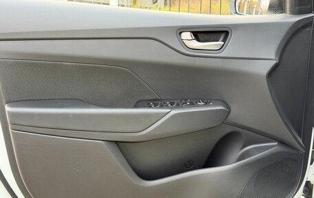Hyundai Solaris II рестайлинг, 2018 год, 1 199 000 рублей, 17 фотография