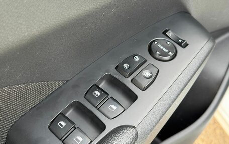 Hyundai Solaris II рестайлинг, 2018 год, 1 199 000 рублей, 18 фотография