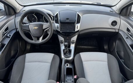 Chevrolet Cruze II, 2013 год, 645 000 рублей, 8 фотография