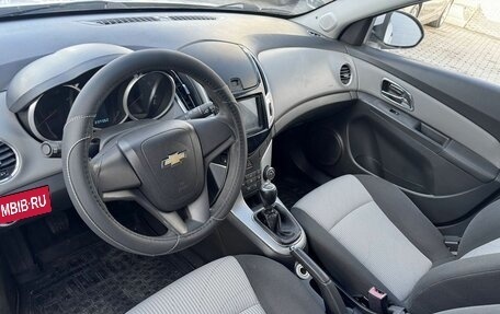 Chevrolet Cruze II, 2013 год, 645 000 рублей, 7 фотография