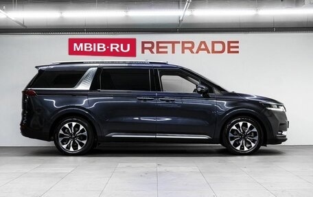 KIA Carnival, 2021 год, 3 700 000 рублей, 5 фотография