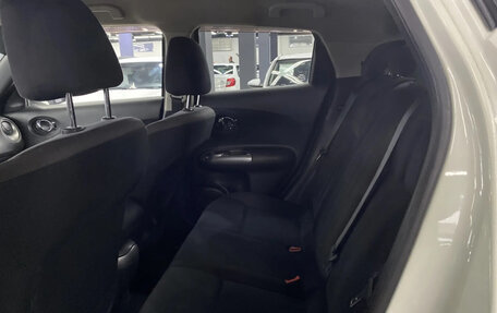 Nissan Juke II, 2011 год, 909 000 рублей, 15 фотография