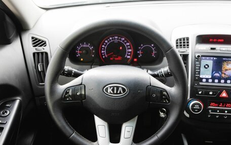 KIA cee'd I рестайлинг, 2010 год, 680 000 рублей, 15 фотография