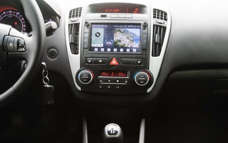 KIA cee'd I рестайлинг, 2010 год, 680 000 рублей, 19 фотография
