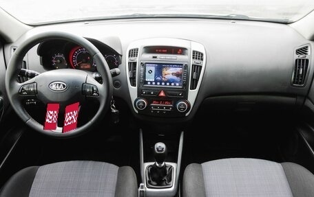 KIA cee'd I рестайлинг, 2010 год, 680 000 рублей, 14 фотография