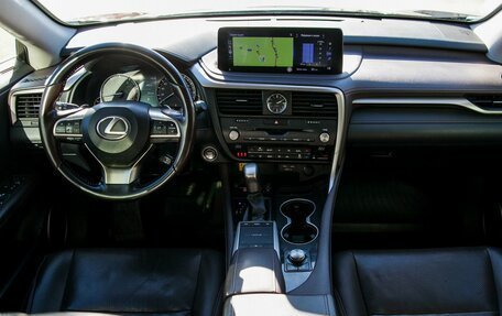 Lexus RX IV рестайлинг, 2021 год, 4 450 000 рублей, 15 фотография
