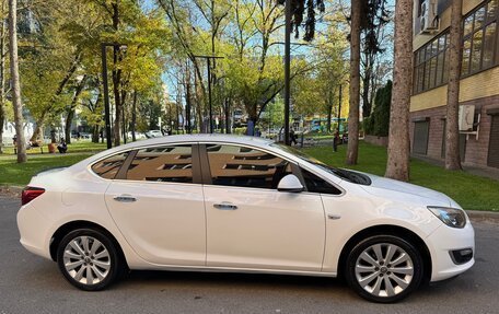 Opel Astra J, 2013 год, 970 000 рублей, 10 фотография