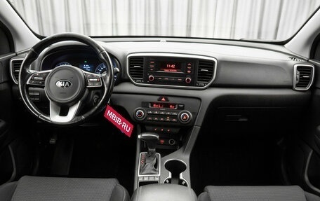 KIA Sportage IV рестайлинг, 2018 год, 1 800 000 рублей, 8 фотография