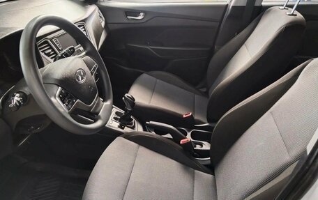 Hyundai Solaris II рестайлинг, 2022 год, 1 608 540 рублей, 9 фотография