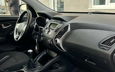 Hyundai ix35 I рестайлинг, 2010 год, 1 075 000 рублей, 7 фотография