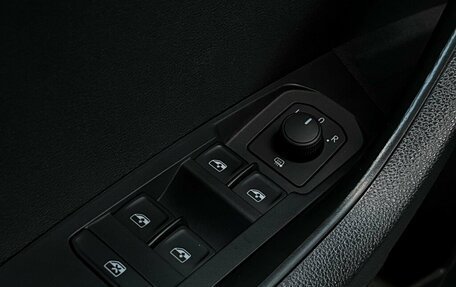 Skoda Karoq I, 2021 год, 2 365 900 рублей, 19 фотография