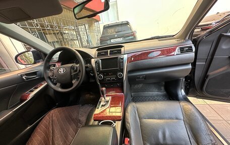 Toyota Camry, 2011 год, 1 250 000 рублей, 6 фотография