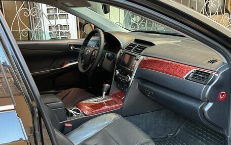 Toyota Camry, 2011 год, 1 250 000 рублей, 7 фотография