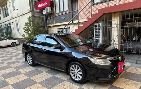 Toyota Camry, 2011 год, 1 250 000 рублей, 2 фотография