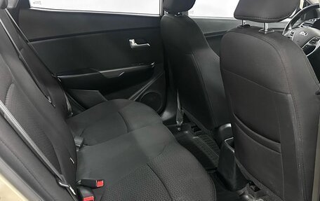 KIA Rio III рестайлинг, 2015 год, 1 050 000 рублей, 12 фотография