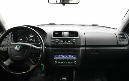 Skoda Fabia II, 2011 год, 530 000 рублей, 5 фотография