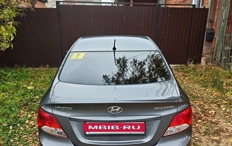 Hyundai Solaris II рестайлинг, 2012 год, 740 000 рублей, 2 фотография