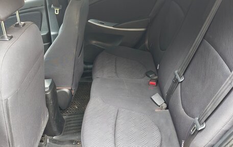 Hyundai Solaris II рестайлинг, 2012 год, 740 000 рублей, 13 фотография