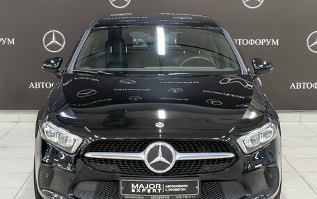 Mercedes-Benz A-Класс, 2019 год, 1 895 000 рублей, 2 фотография