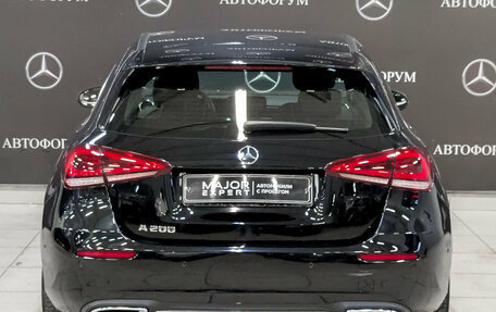 Mercedes-Benz A-Класс, 2019 год, 1 895 000 рублей, 6 фотография