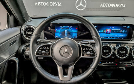 Mercedes-Benz A-Класс, 2019 год, 1 895 000 рублей, 21 фотография