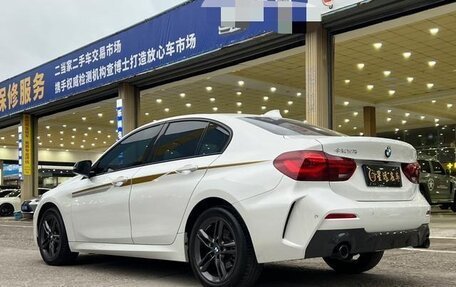 BMW 1 серия, 2023 год, 1 600 000 рублей, 4 фотография