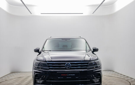 Volkswagen Tiguan II, 2017 год, 2 895 000 рублей, 2 фотография