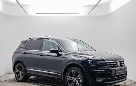 Volkswagen Tiguan II, 2017 год, 2 895 000 рублей, 3 фотография