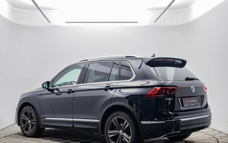 Volkswagen Tiguan II, 2017 год, 2 895 000 рублей, 7 фотография