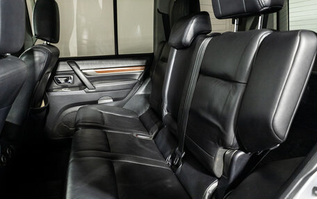 Mitsubishi Pajero IV, 2007 год, 999 777 рублей, 10 фотография