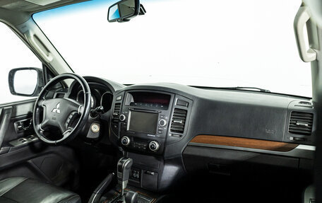 Mitsubishi Pajero IV, 2007 год, 999 777 рублей, 9 фотография