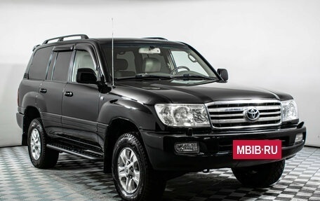 Toyota Land Cruiser 100 рестайлинг 2, 2007 год, 2 077 000 рублей, 3 фотография