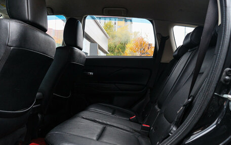 Mitsubishi Outlander III рестайлинг 3, 2012 год, 1 250 000 рублей, 8 фотография